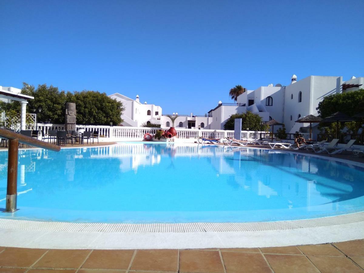 Pistachio Apartment Lanzarote Apartment Costa Teguise Exterior photo